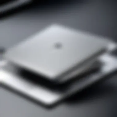 Chromebook vs MacBook Pro Overview Side-by-side comparison of Chromebook and MacBook Pro