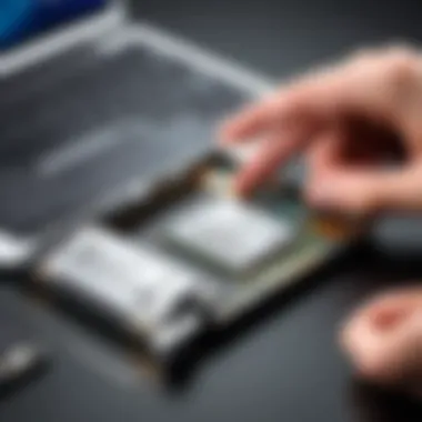 Illustration of installation procedure for a 2.5 inch SSD in a laptop